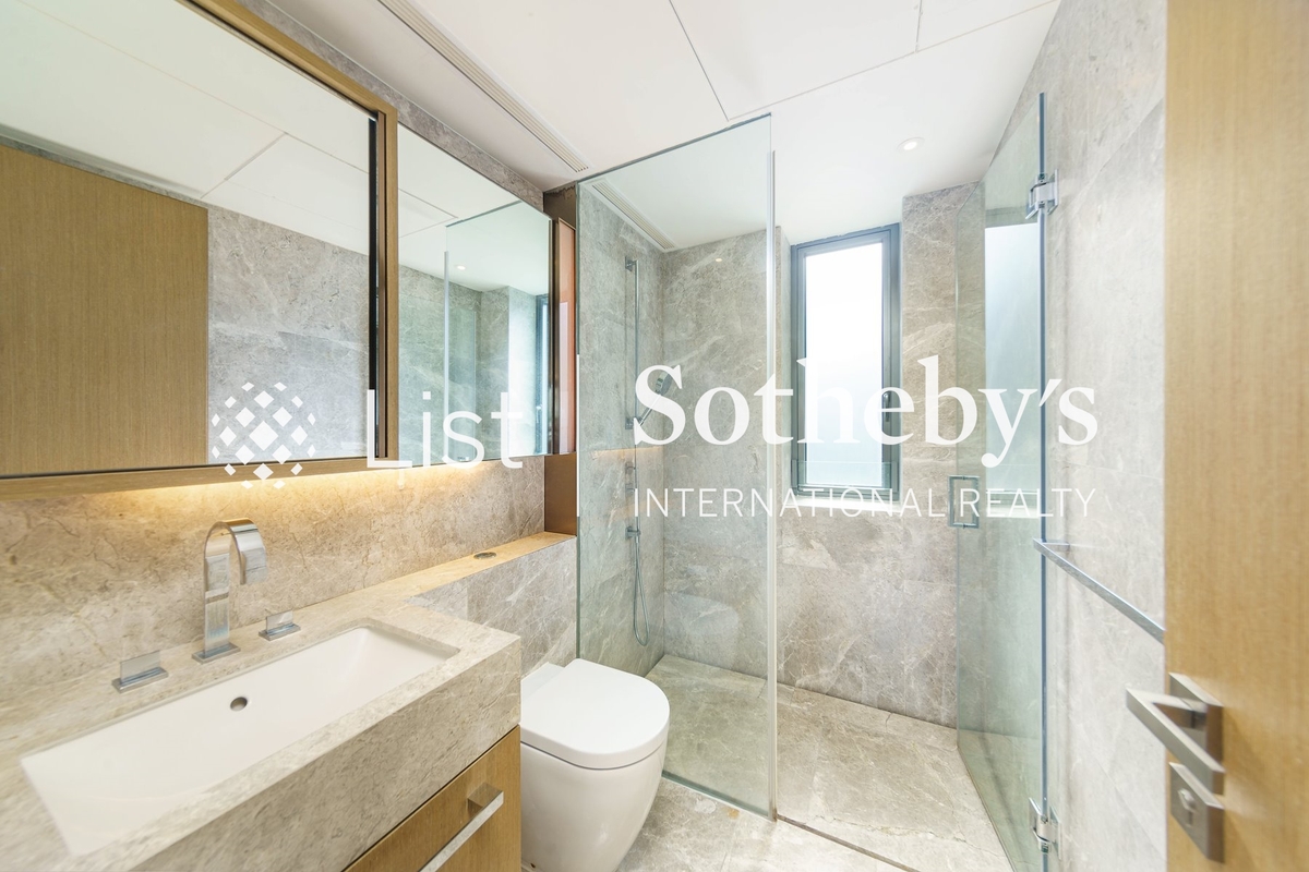 Azura 蔚然 | Guest Bathroom