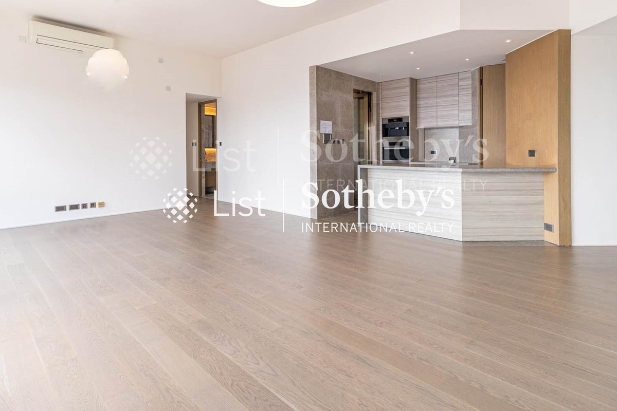 Azura 蔚然 | Living and Dining Room