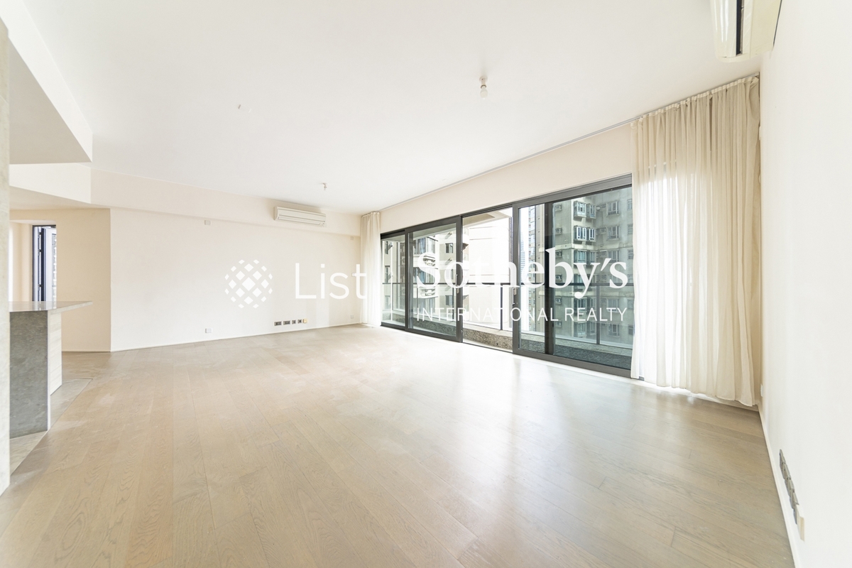 Azura 蔚然 | Living and Dining Room