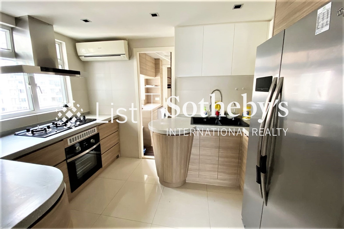 Lyttelton Garden 俊賢花園 | Kitchen