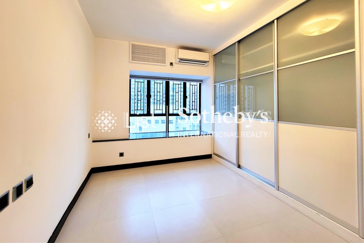 Lyttelton Garden 俊賢花園 | Master Bedroom