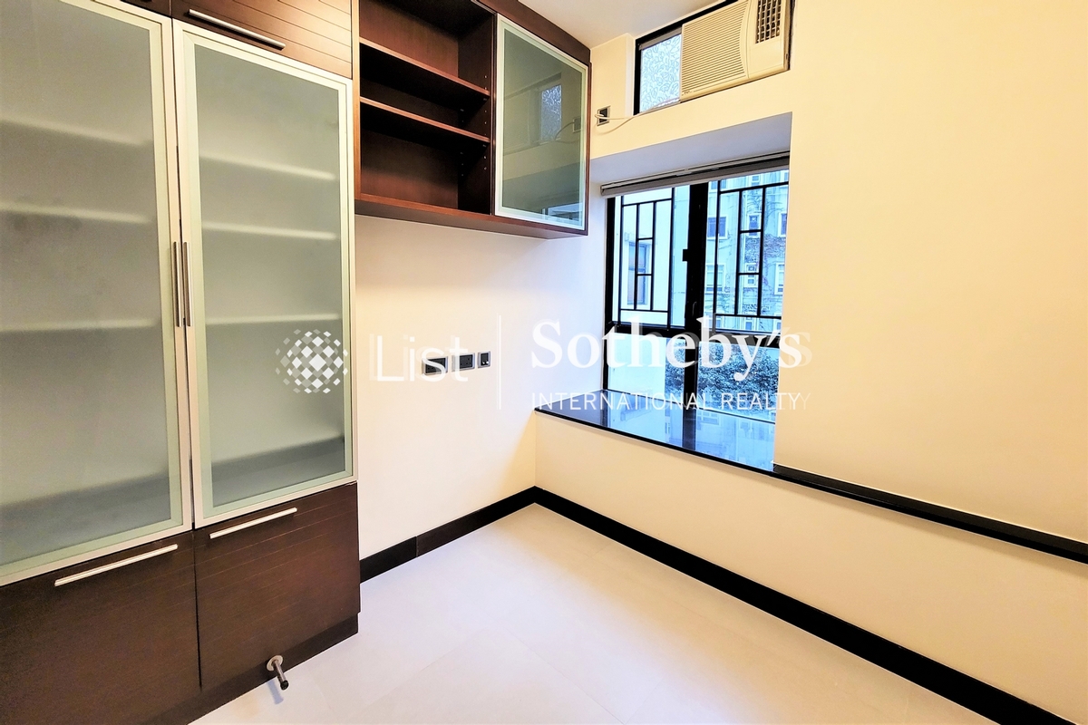 Lyttelton Garden 俊賢花園 | Second Bedroom