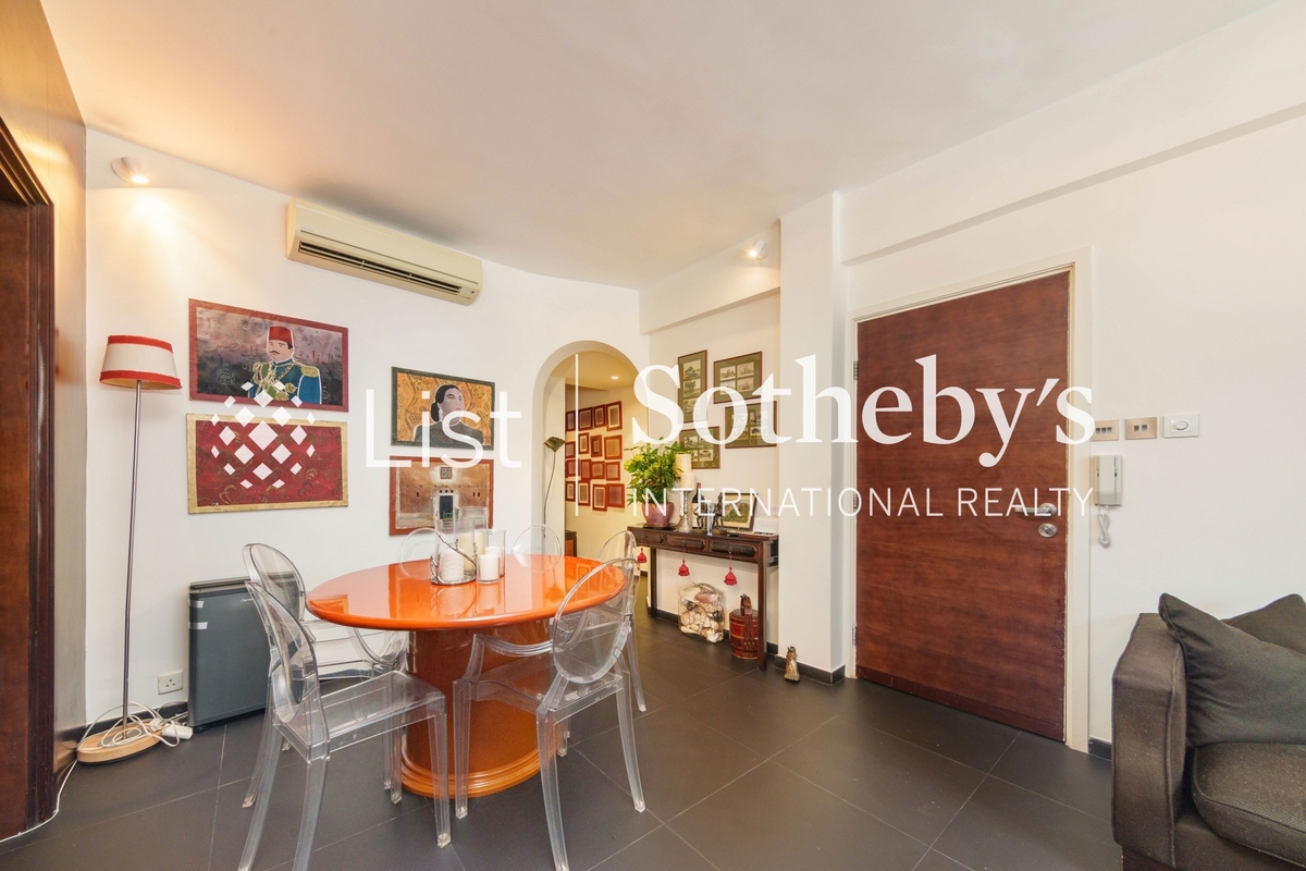 No. 39 Lyttelton Road 列提顿道39号 | Living and Dining Room