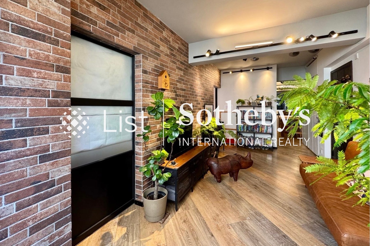 Fook Wah Mansions 福華大廈 | Living Room