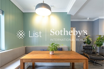 Breezy Court 瑞麒大厦 | 