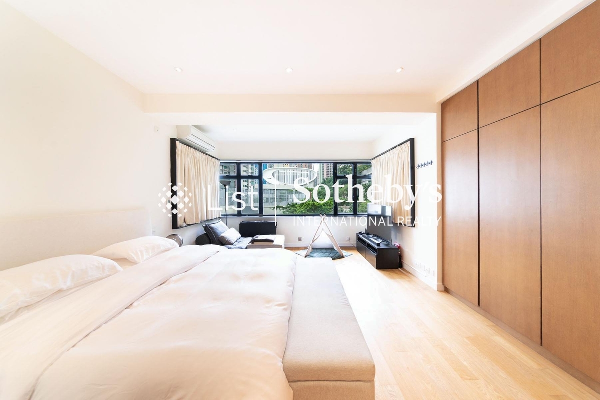 Breezy Court 瑞麒大廈 | Master Bedroom