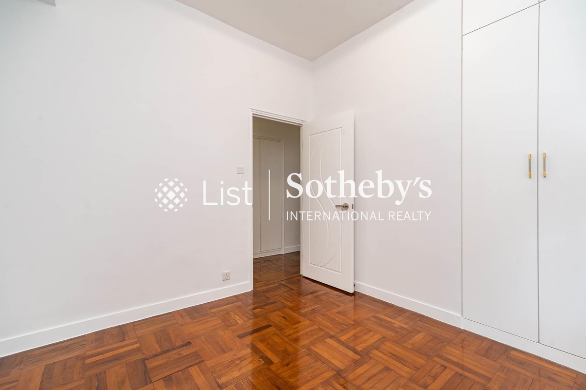 Breezy Court 瑞麒大廈 | Second Bedroom