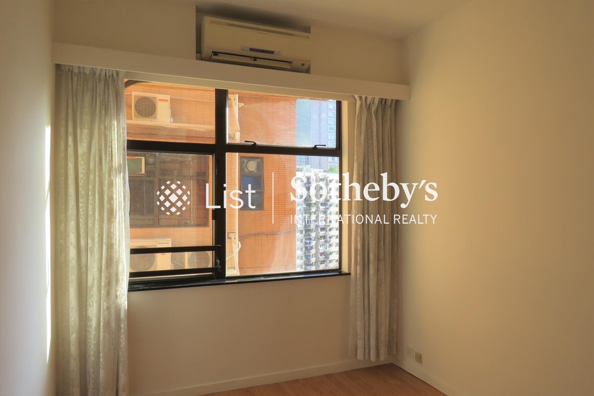 Parkway Court 寶威閣 | Third Bedroom