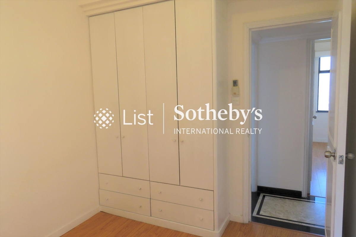 Parkway Court 寶威閣 | Second Bedroom