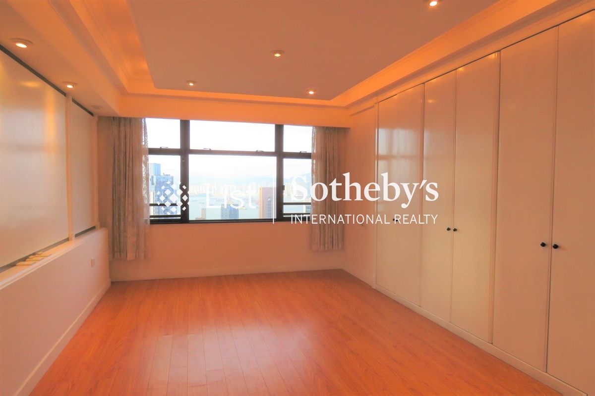 Parkway Court 寶威閣 | Master Bedroom