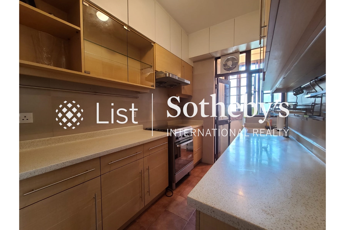 Parkway Court 寶威閣 | Kitchen