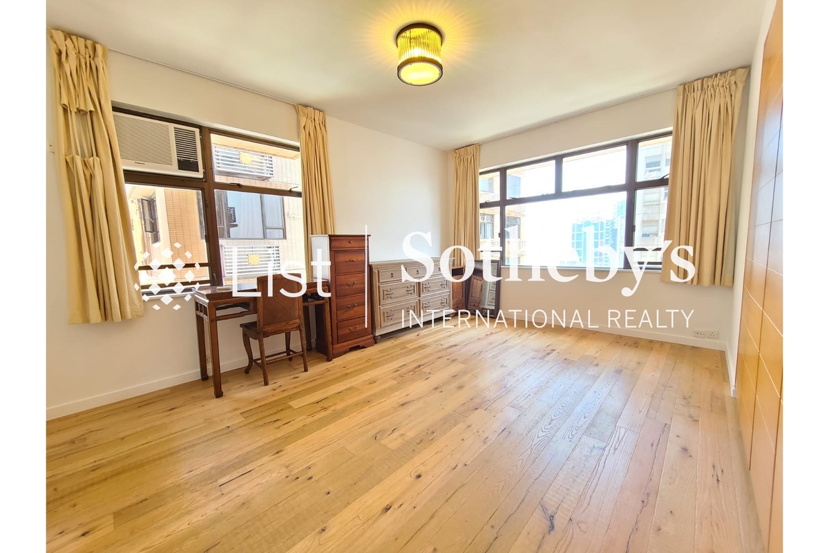Parkway Court 寶威閣 | Master Bedroom