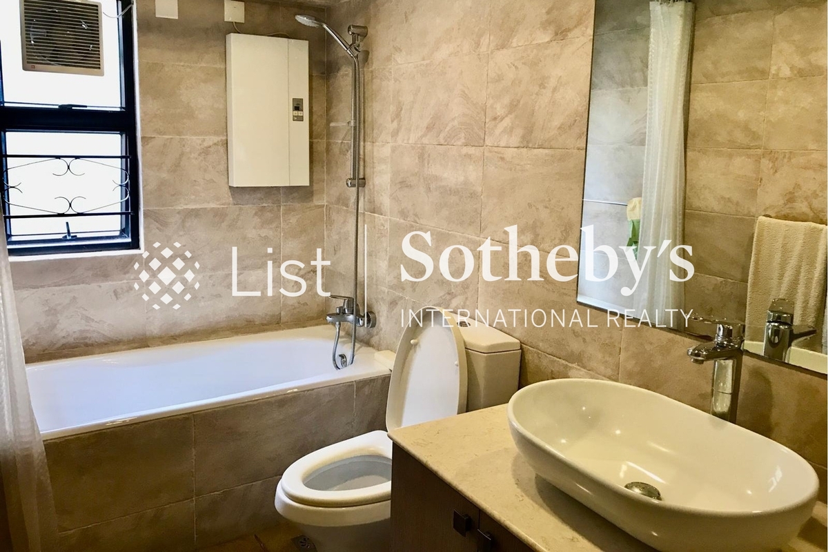 Kingsford Height 瓊峰臺 | Master Bathroom