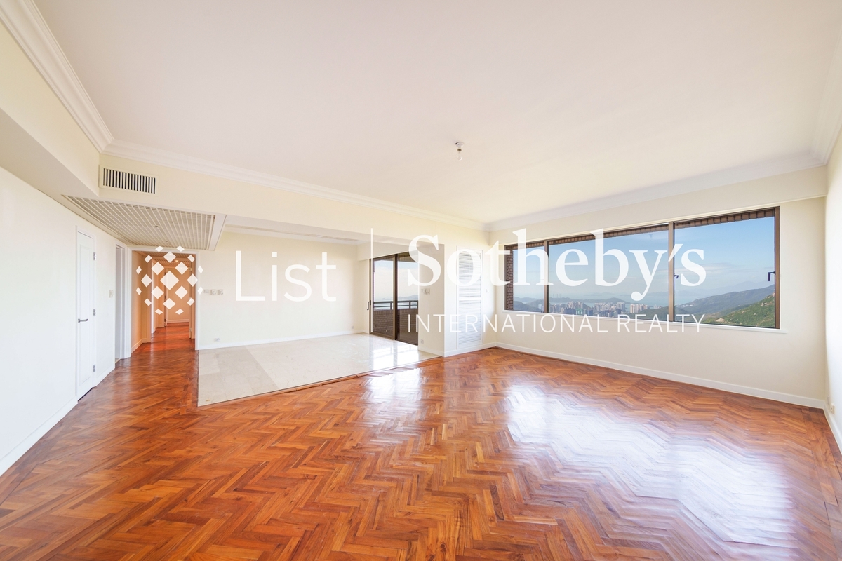 Hong Kong Parkview 陽明山莊 | Living and Dining Room