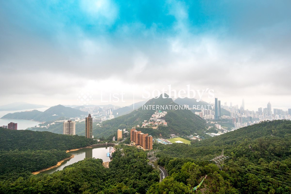 Hong Kong Parkview 陽明山莊 | View from Living Room