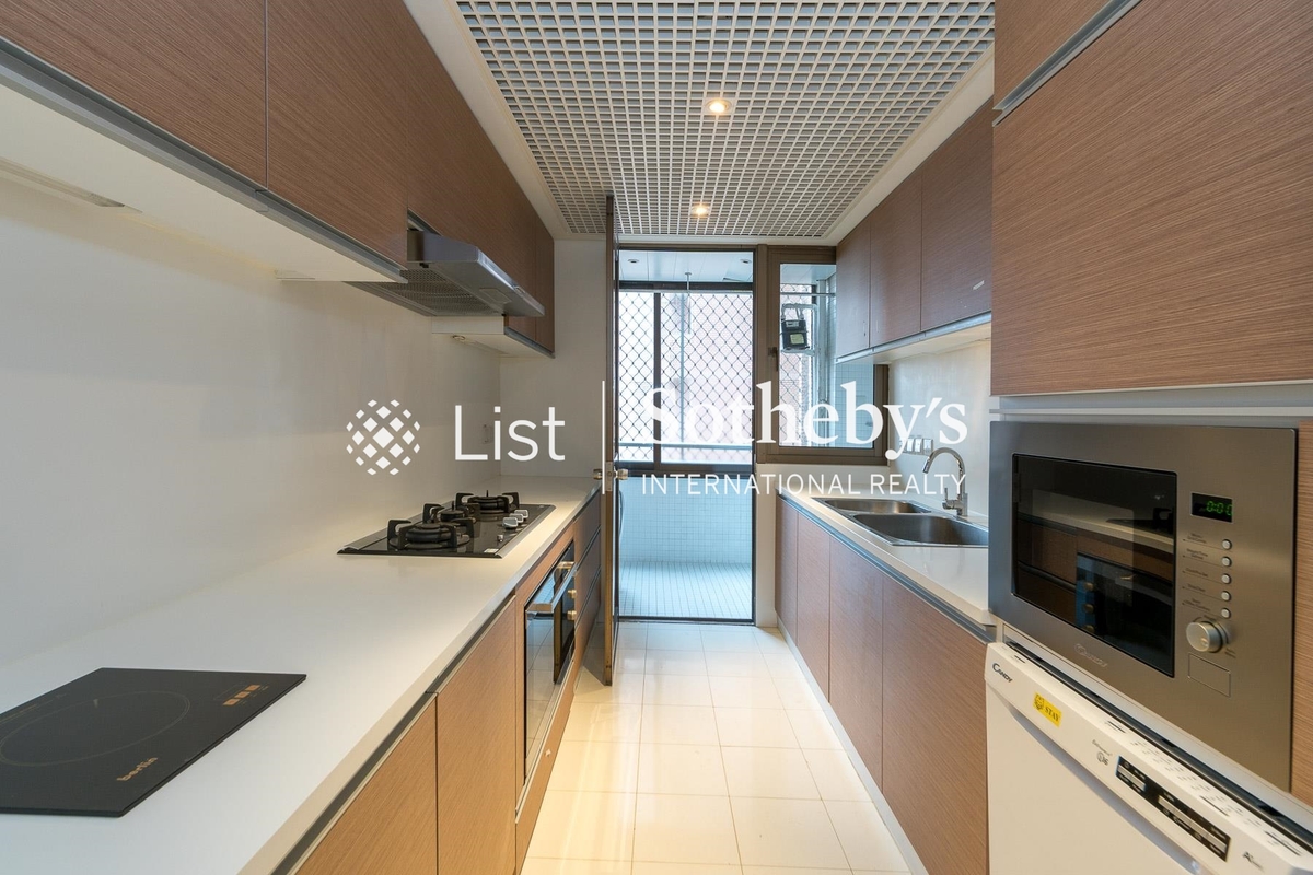 Hong Kong Parkview 陽明山莊 | Kitchen