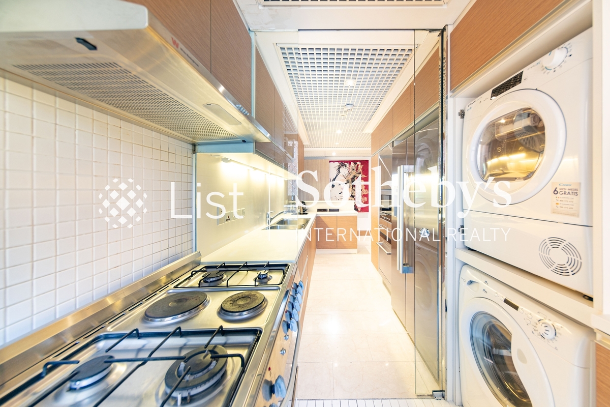 Hong Kong Parkview 陽明山莊 | Kitchen