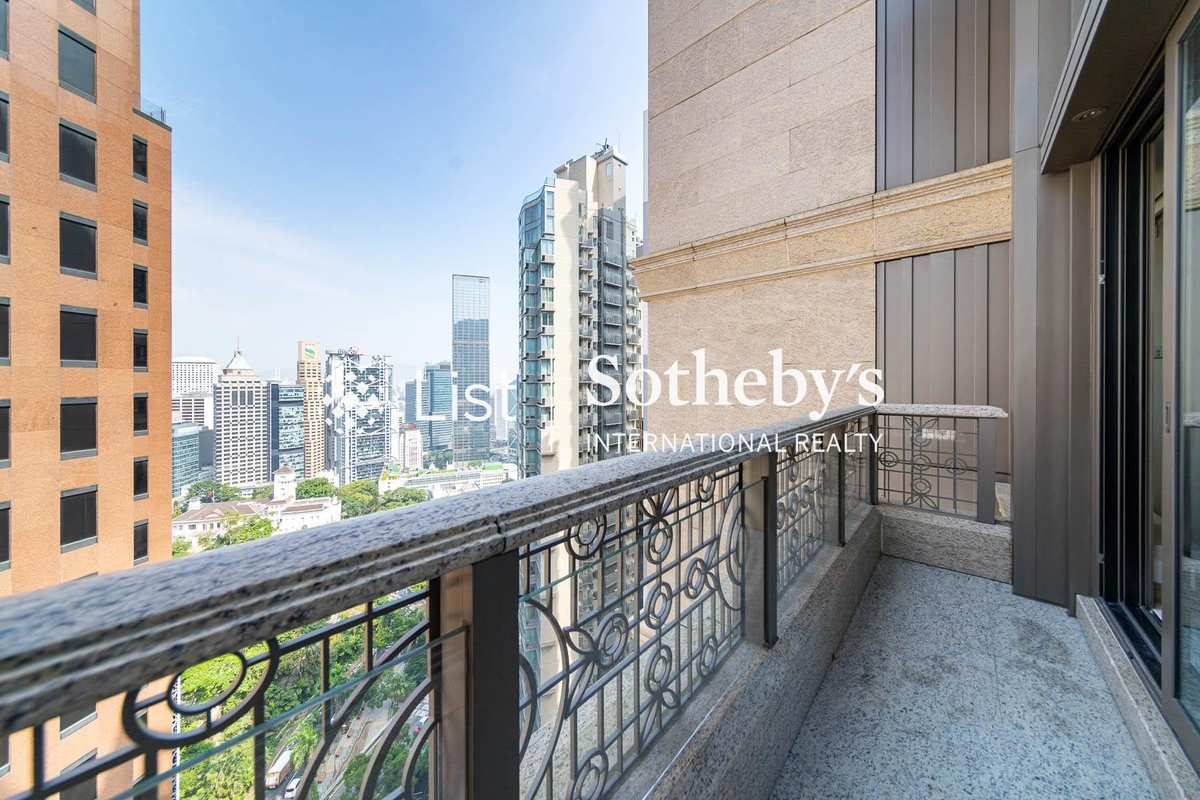 3 Macdonnell Road 麥當勞道3號 | Balcony off Living and Dining Room