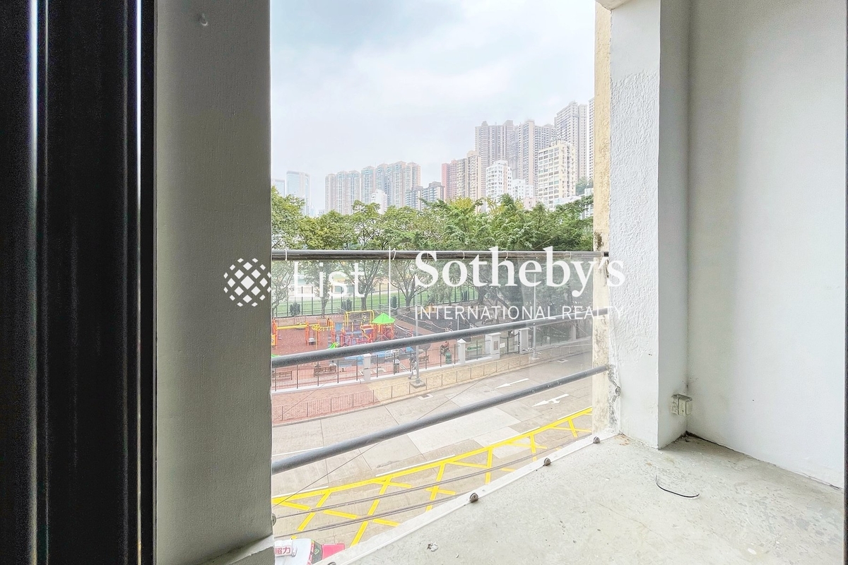5-5A Wong Nai Chung Road 黃泥涌道5-5A號 | Balcony off Living and Dining Room