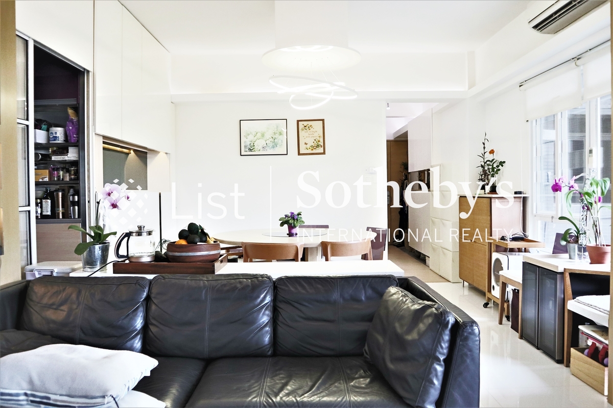 Ho King View 豪景 | Living and Dining Room