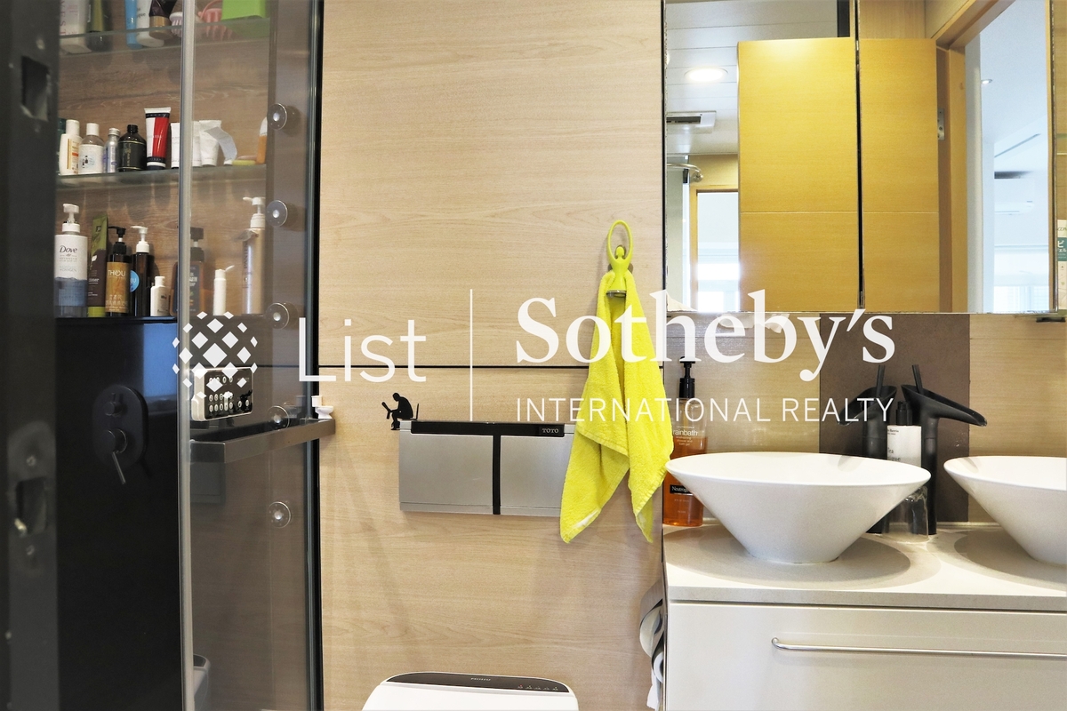 Ho King View 豪景 | Guest Bathroom