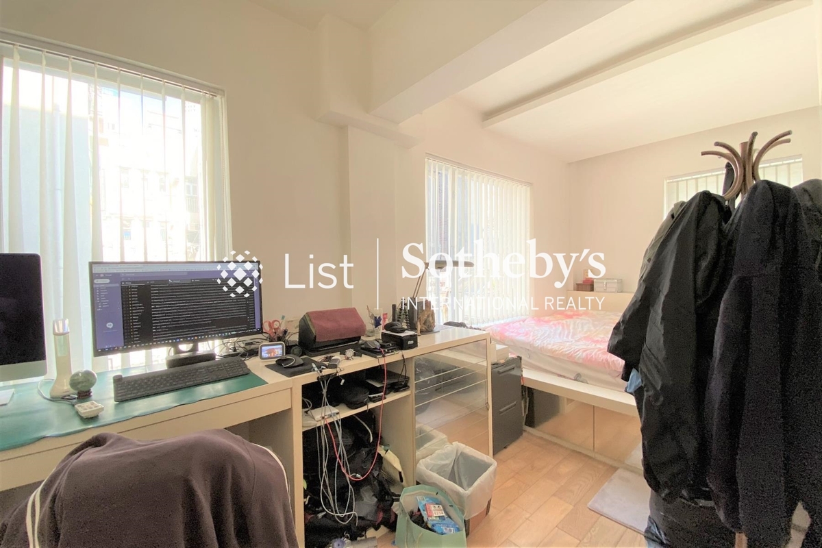 Winner Building 永勝大廈 | Master Bedroom