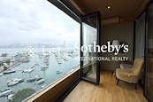 Hoi Deen Court 海殿大廈 | Balcony