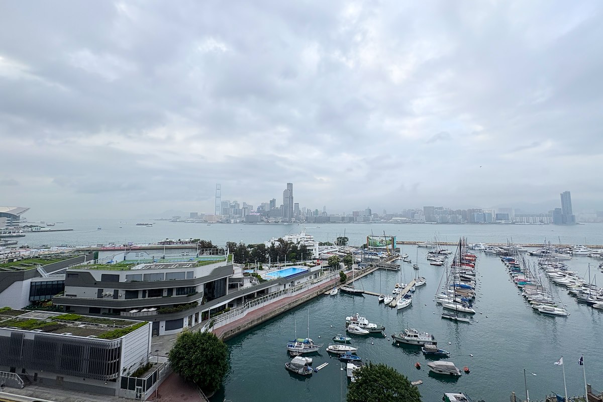 Hoi Deen Court 海殿大廈 | View from Balcony