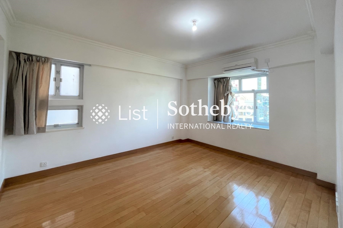 Happy Mansion 快活大廈 | Master Bedroom