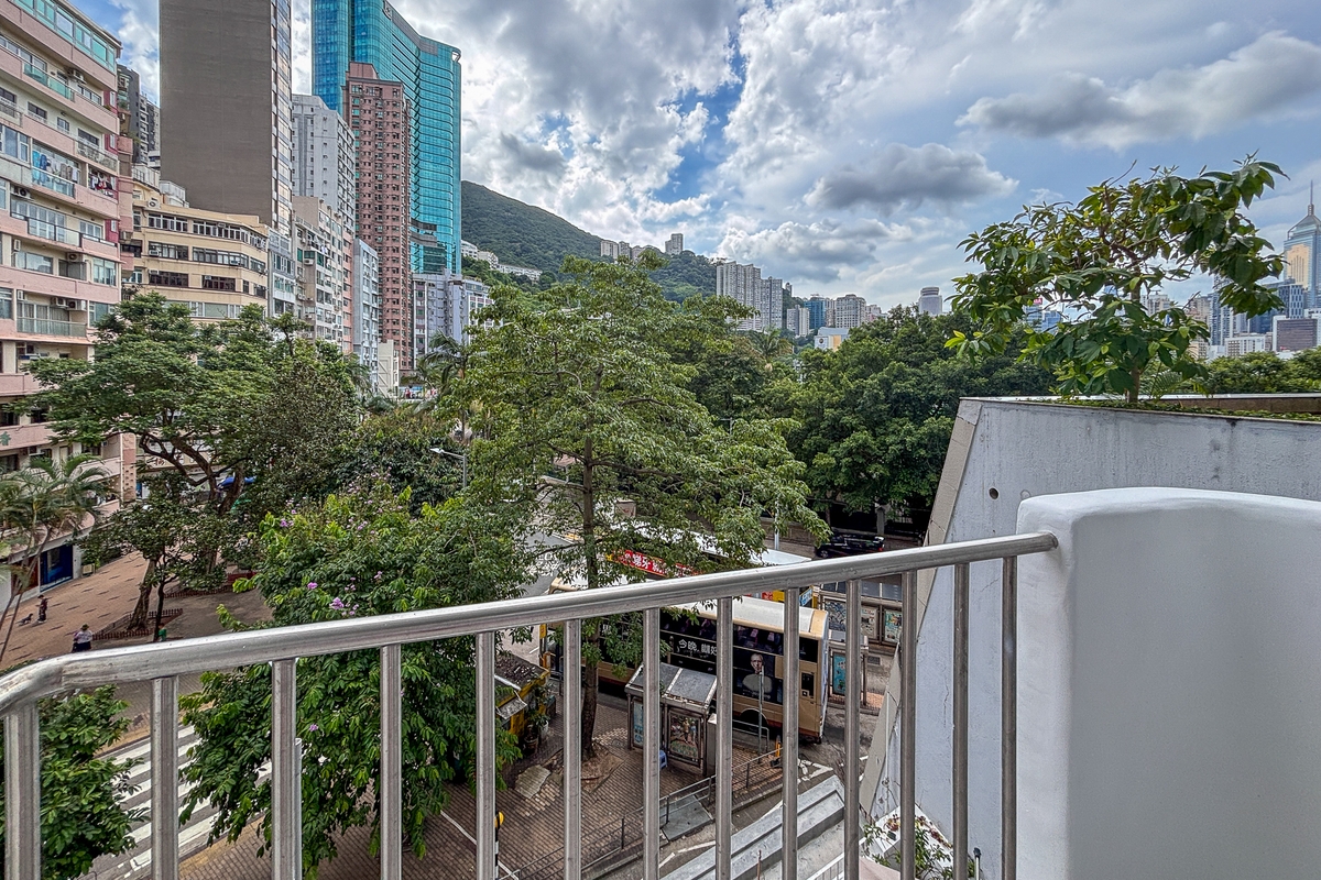 Happy Mansion 快活大廈 | View from Balcony