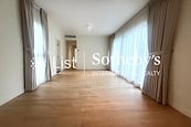 150 Kennedy Road 坚尼地道150号 | Living and Dining Room