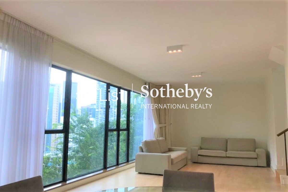 150 Kennedy Road 堅尼地道150號 | Living and Dining Room