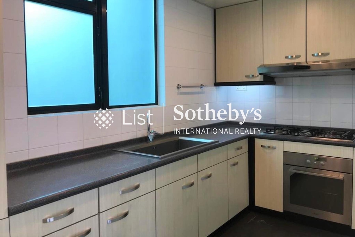 150 Kennedy Road 堅尼地道150號 | Kitchen