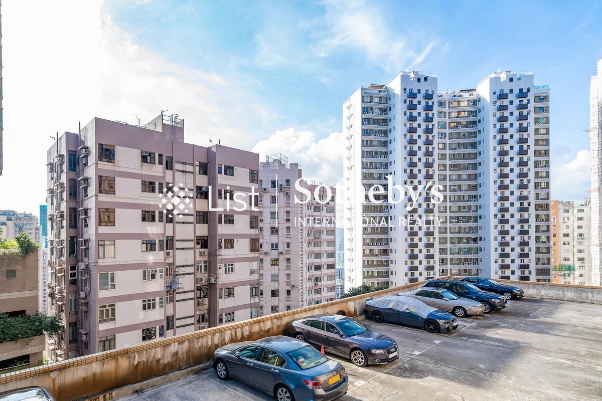 Maiden Court 萬德閣 | View from Living and Dining Room