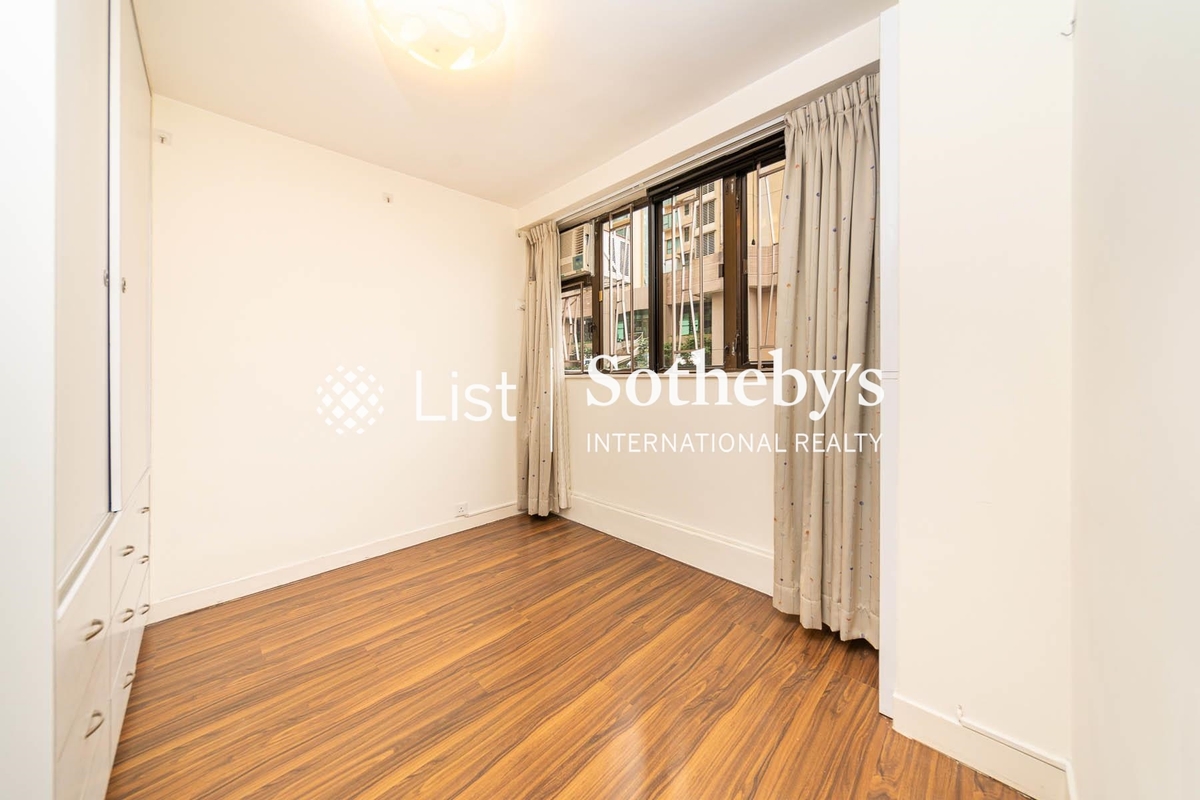 Maiden Court 萬德閣 | Third Bedroom