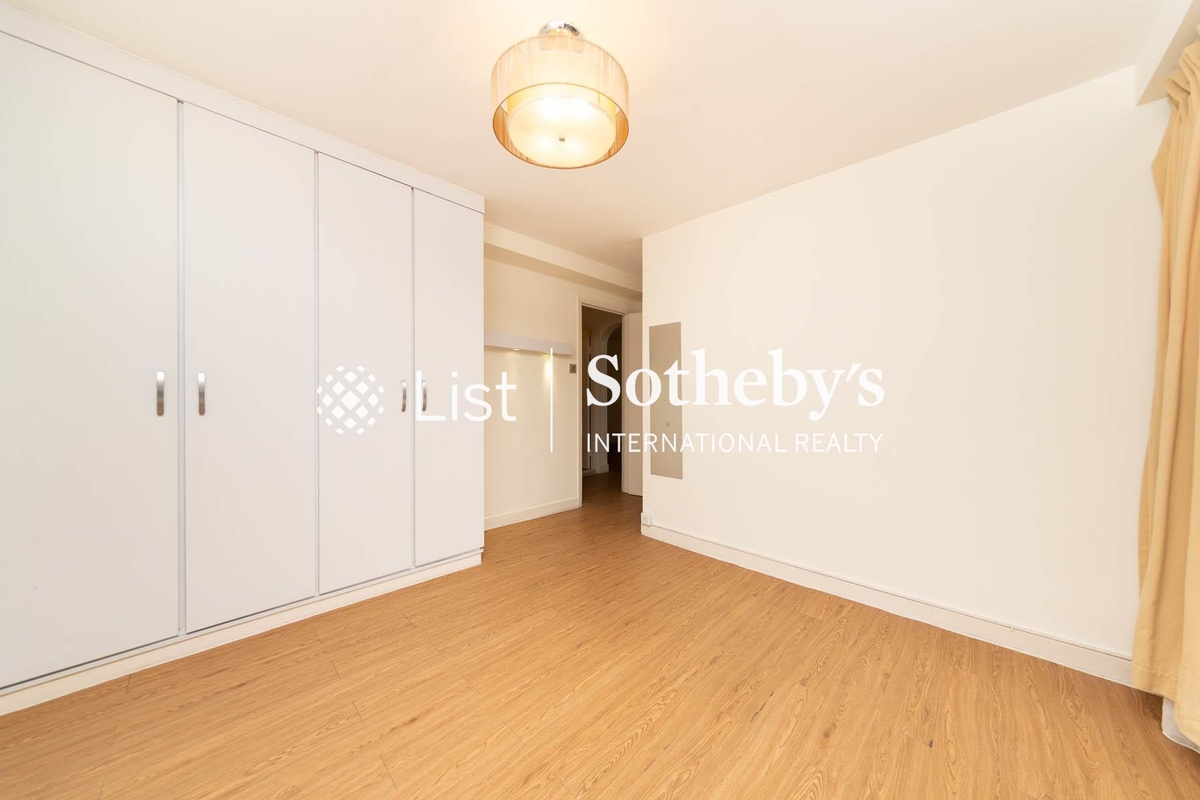 Maiden Court 萬德閣 | Master Bedroom