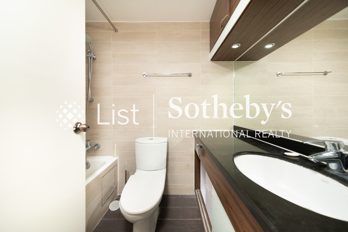 Ronsdale Garden 龙华花园 | Master Bathroom