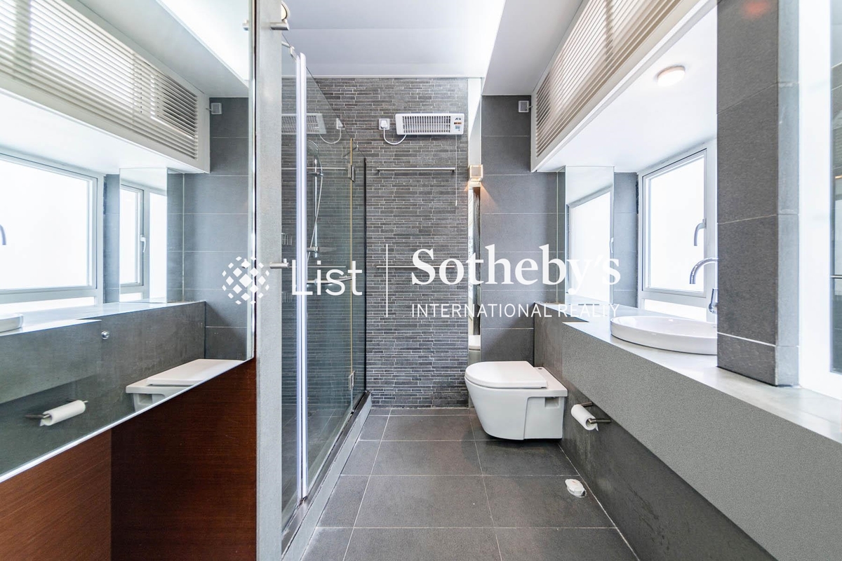Linden Court 年達閣 | Master Bathroom