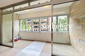 Yuenita Villa 苑廬 | enclosed balcony off Living and Dining Room
