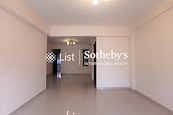 89 Blue Pool Road 藍塘道89號 | Living and Dining Room