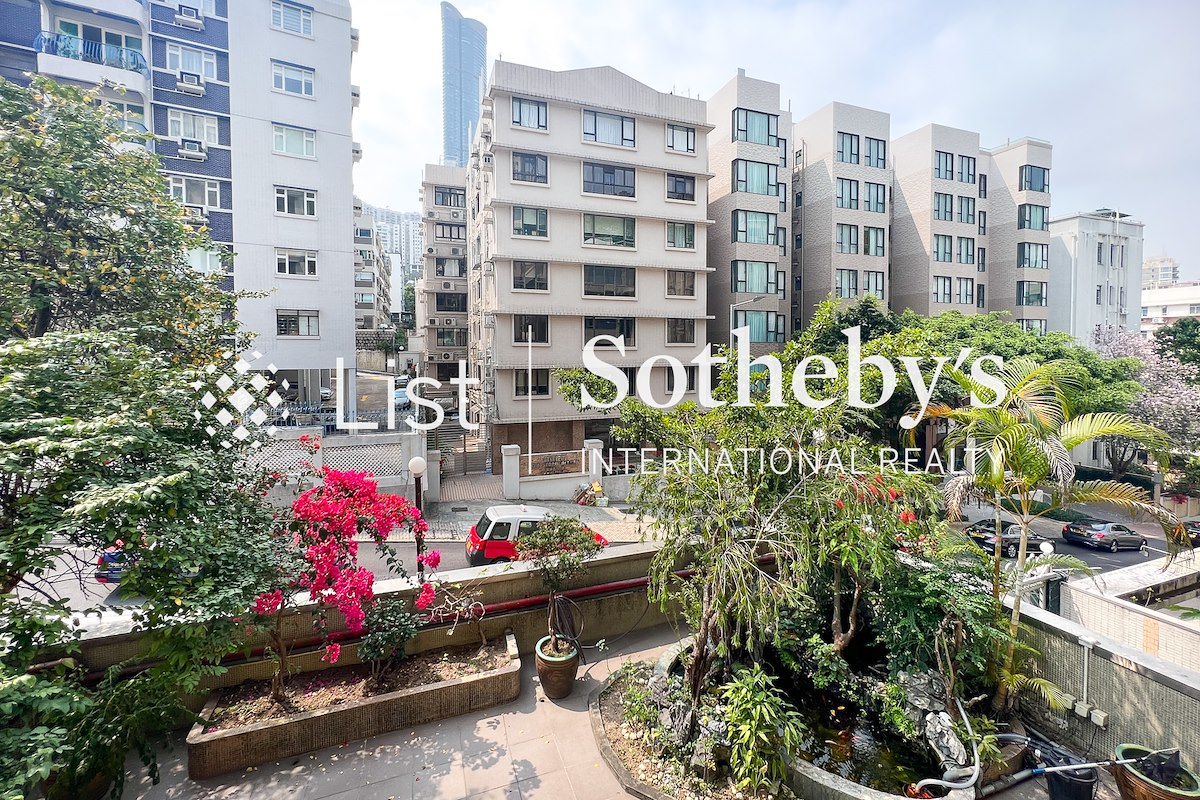 89 Blue Pool Road 蓝塘道89号 | View from Living and Dining Room
