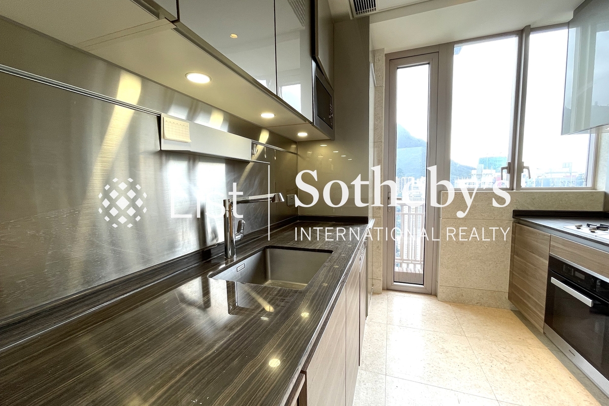 Cadogan 加多近山 | Kitchen