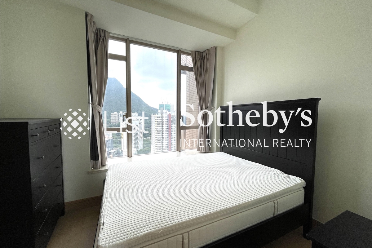 Cadogan 加多近山 | Second En-suite Bedroom