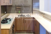 Causeway Bay Mansion 銅鑼灣大廈 | Open Kitchen