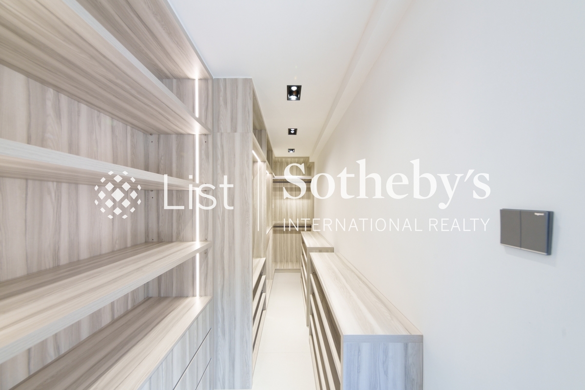 Tregunter 地利根德閣 | Walk-in Closet in Master Bedroom 