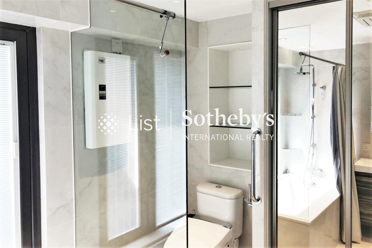 Greenway Terrace 匯翠台 | Master Bathroom