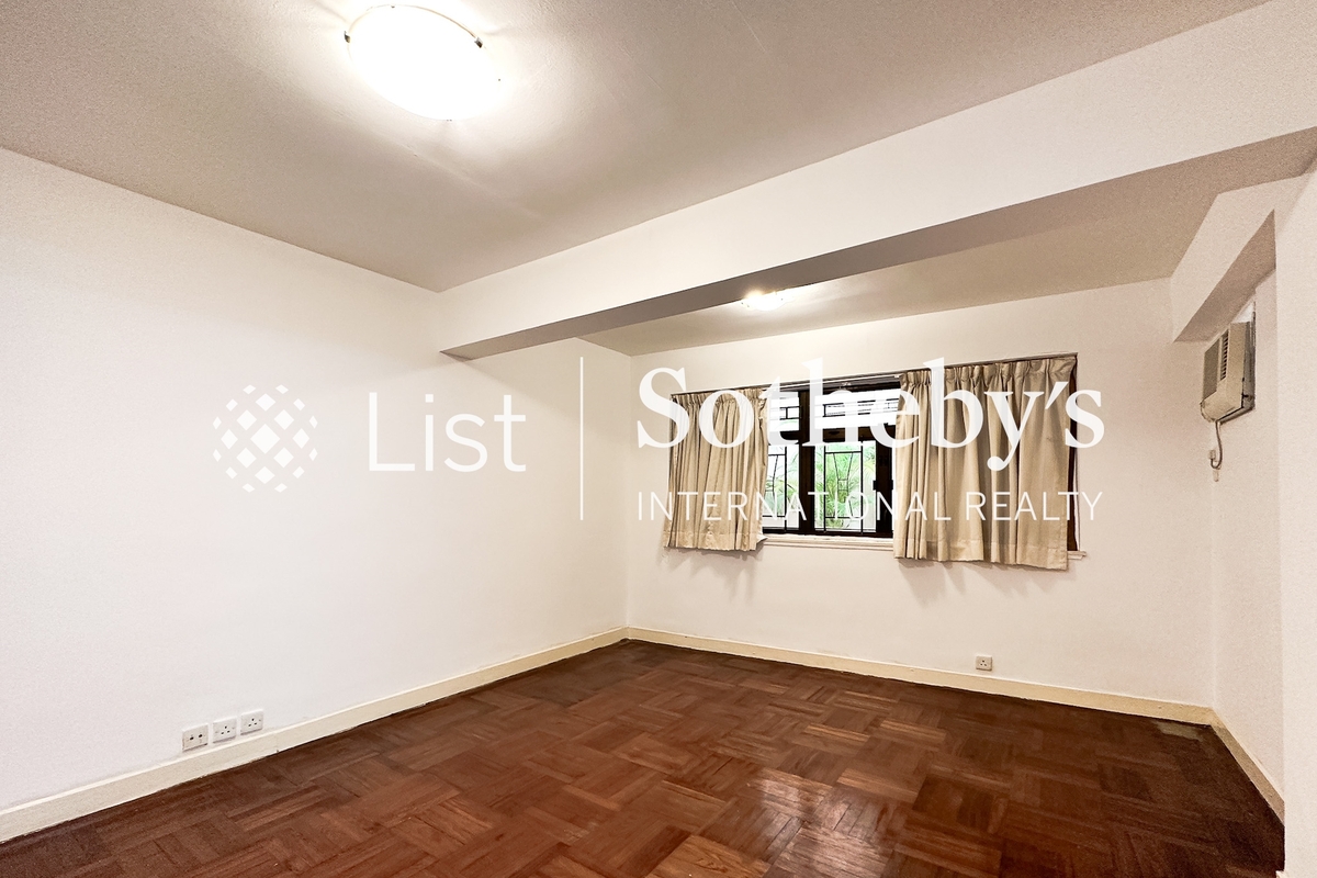 Happy View Court 華景閣 | Master Bedroom