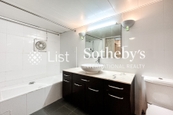 Happy View Court 華景閣 | Master Bathroom
