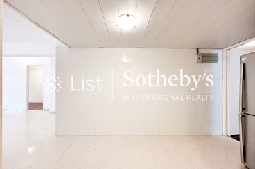 Happy View Court 華景閣 | 