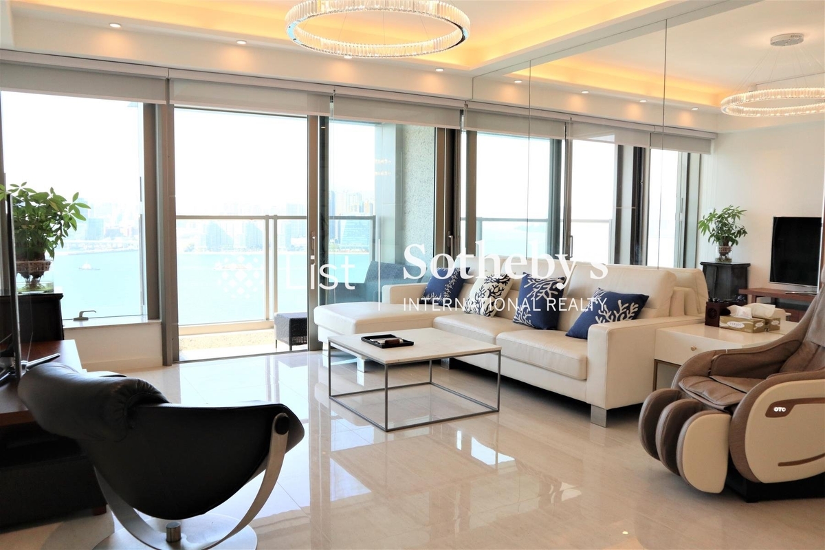 Harbour Glory 維港頌 | Living and Dining Room